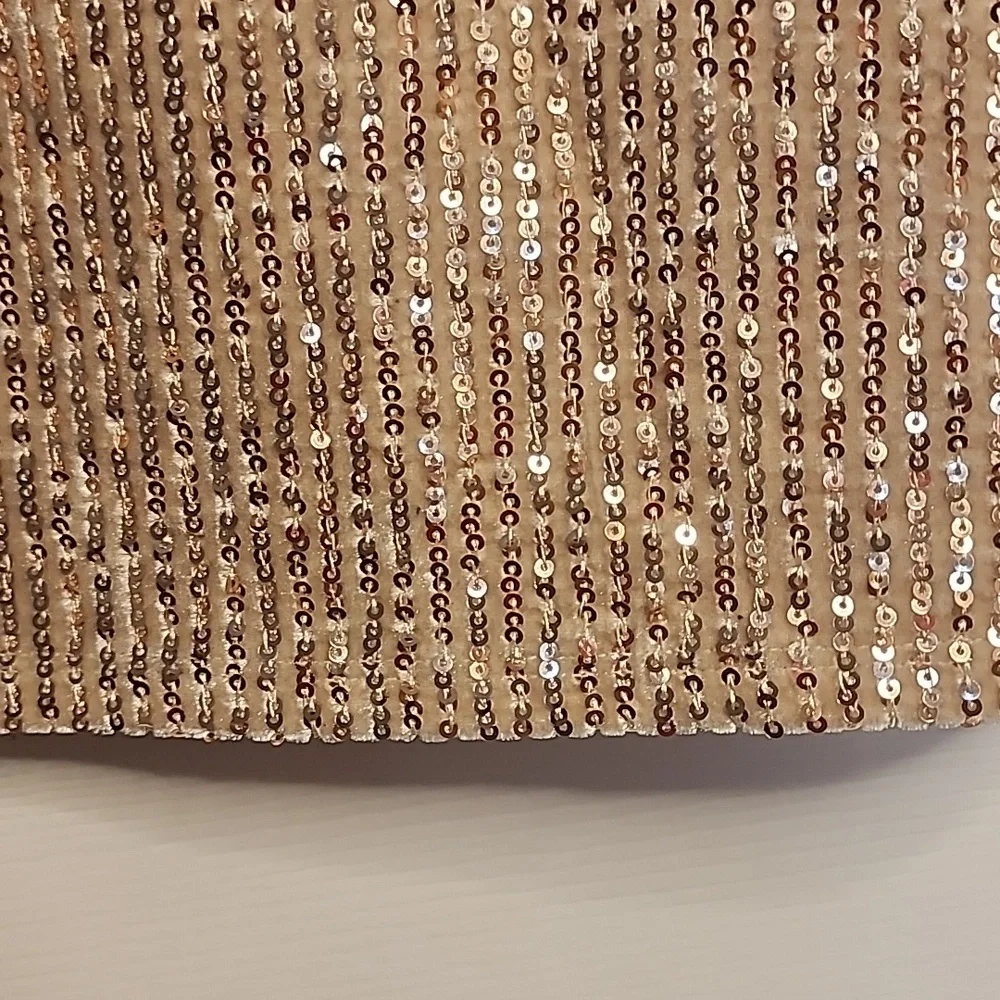 MESSINI XL Sequin Gold Skirt - Picture 3 of 7